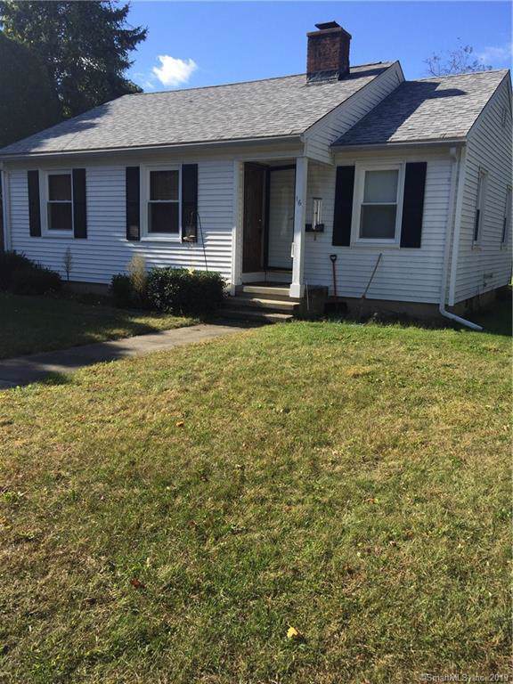 16 South Circle - Photo 1