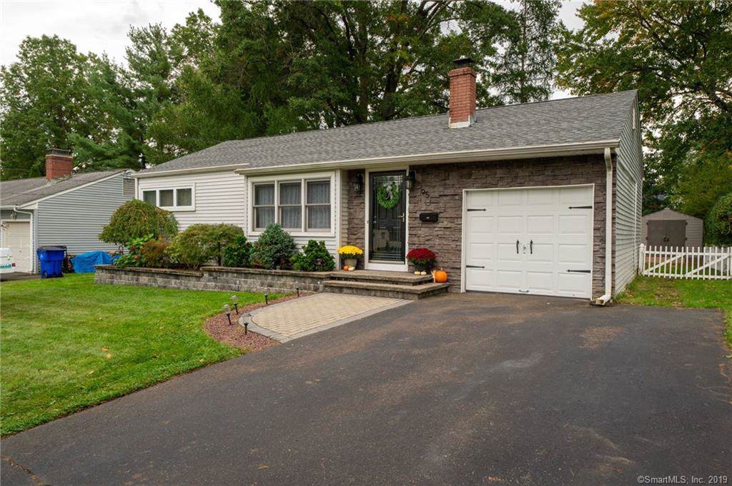 95 Oakdale Street - Photo 1