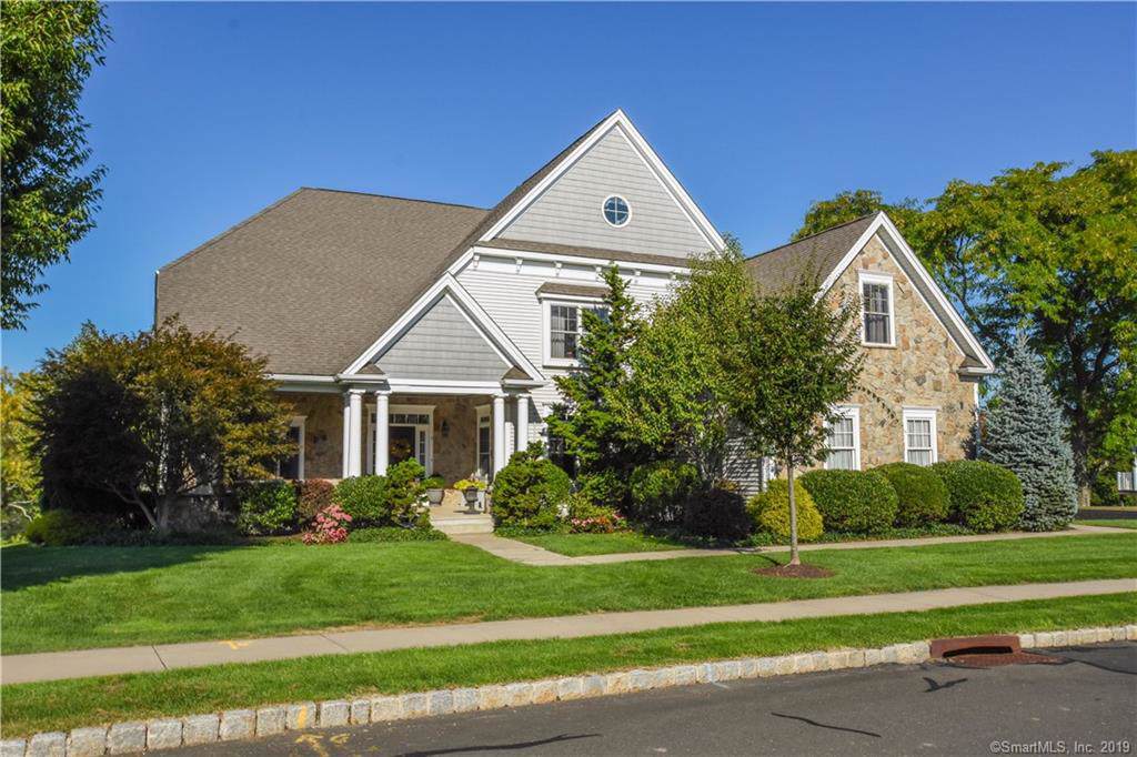 5 Carnoustie Circle - Photo 1