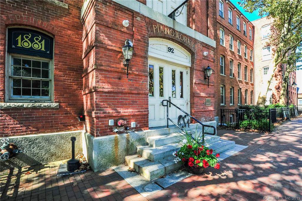 92 Main Street - Photo 1