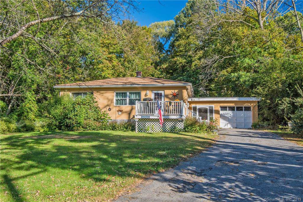 496 Hartford Turnpike - Photo 1