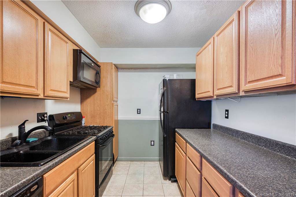 608 Longfellow Drive - Photo 1