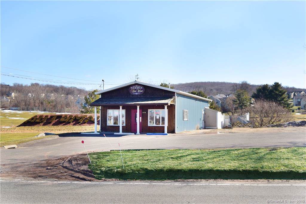 117 West Road - Photo 1