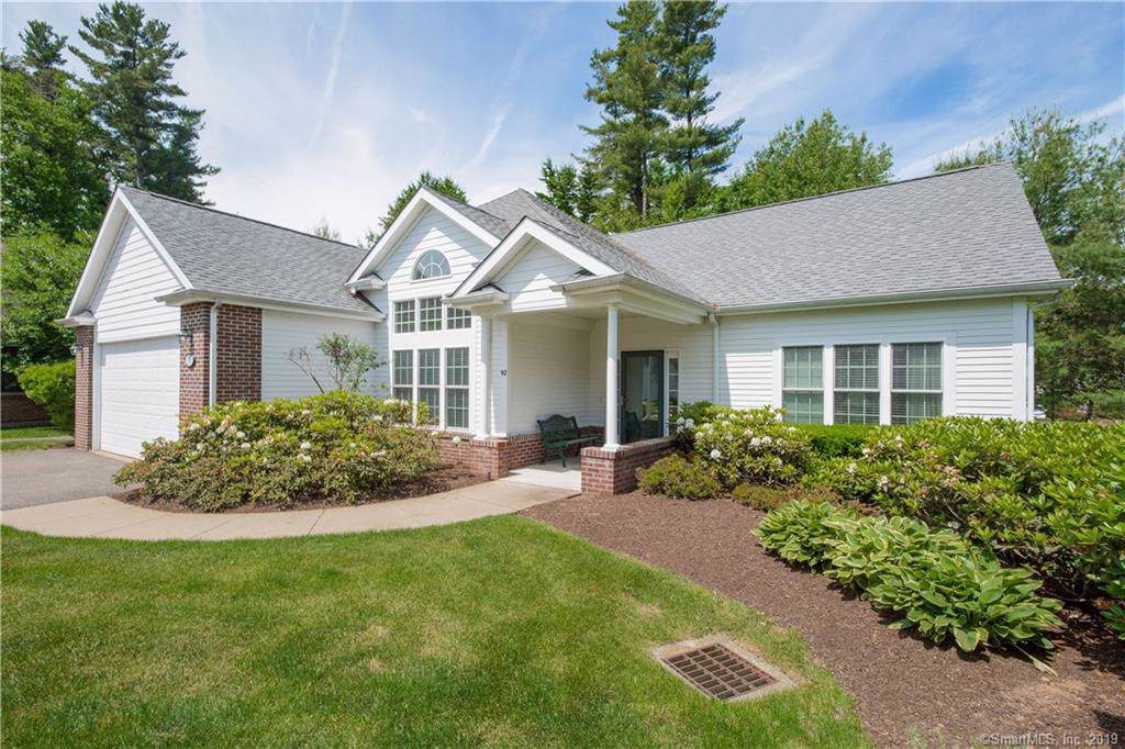 92 Emily Way - Photo 1