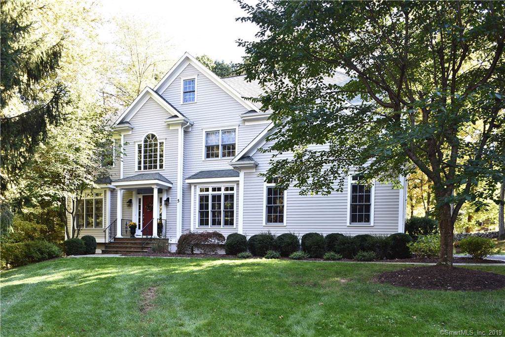 5 Admiral Court - Photo 1