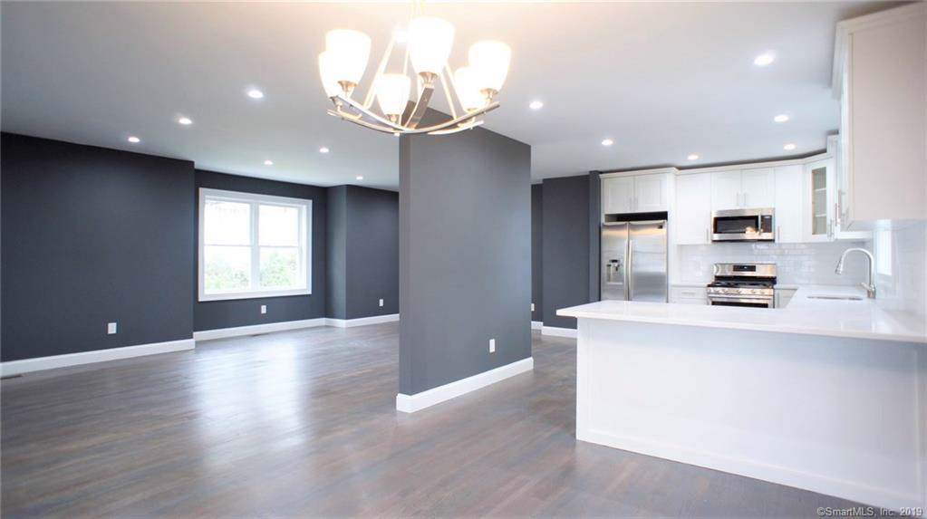 20 Lower Rocks Lane - Photo 1