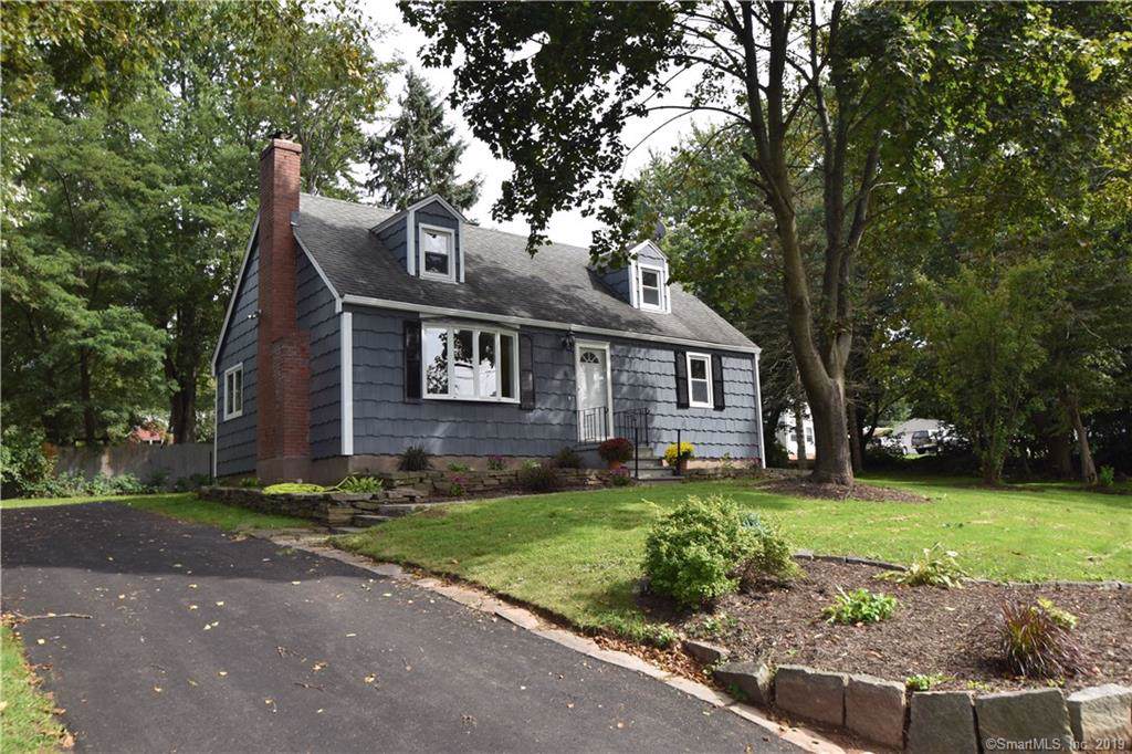 6 Adrian Avenue - Photo 1