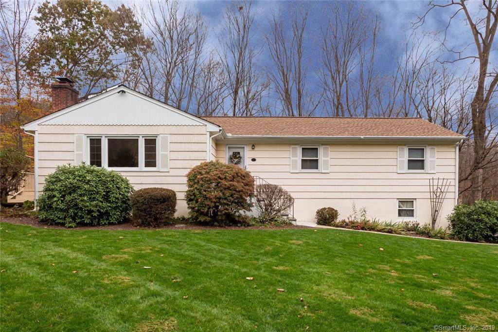 10 Bayberry Lane - Photo 1