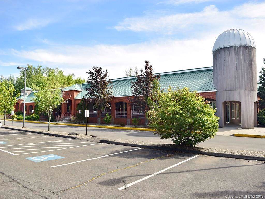 105 West Road - Photo 1