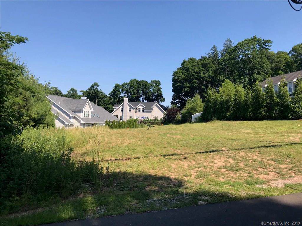 4 Hotchkiss Grove Road - Photo 1