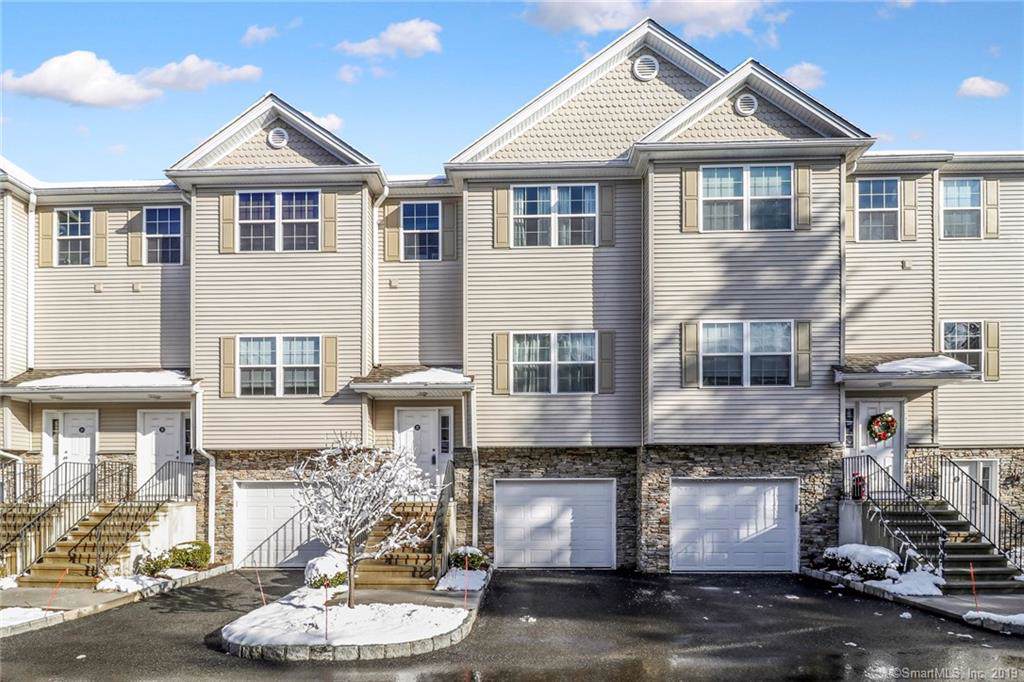 22 Riverview Court - Photo 1