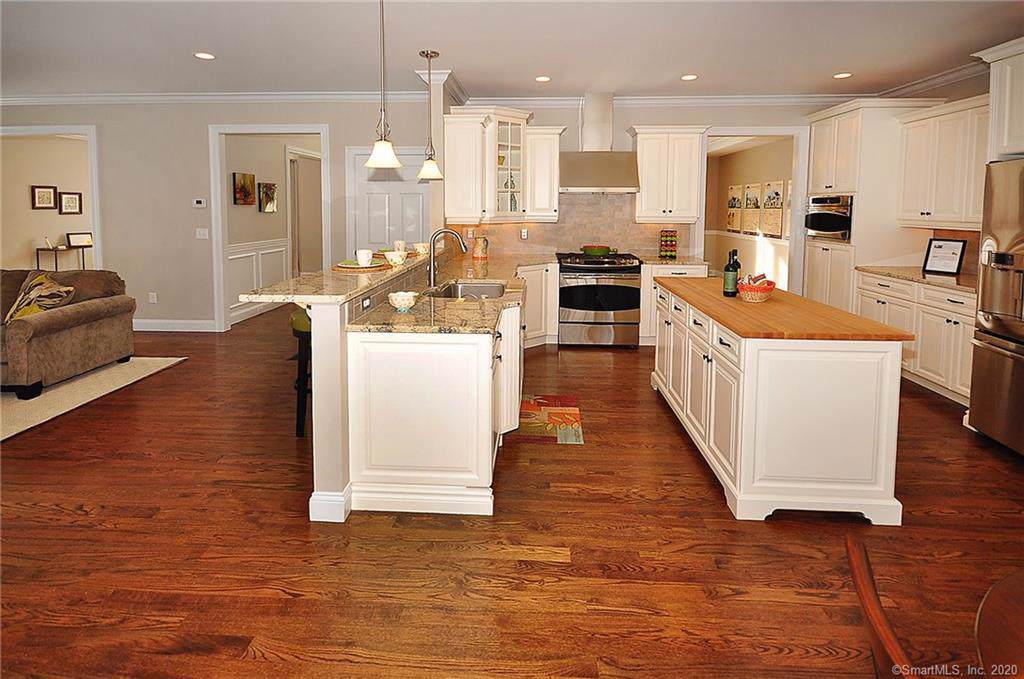 152 Nelson Drive - Photo 1