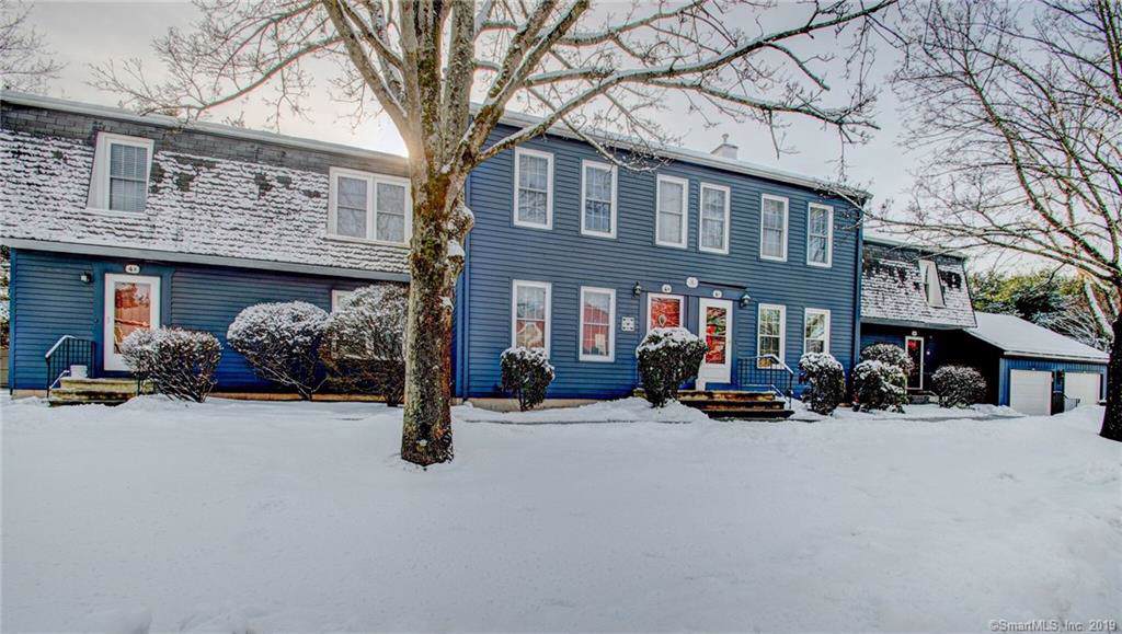 4 Riverview Drive - Photo 1