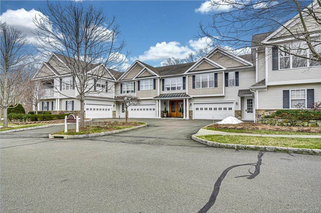 11 Franklin Court - Photo 1