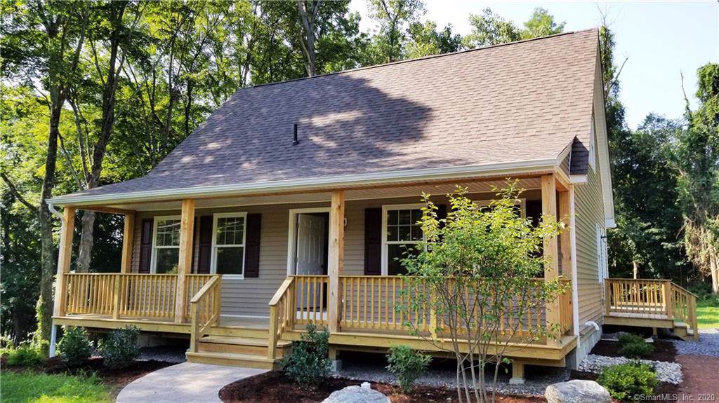 943 Main Street - Photo 1