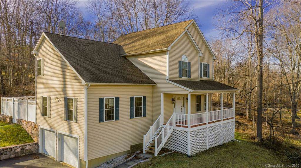 18 Hanover Ridge Road - Photo 1