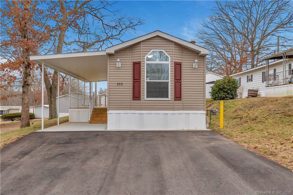 136 Hunters Road - Photo 1