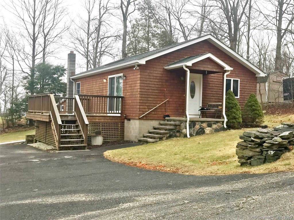 16 Cedar Lane - Photo 1