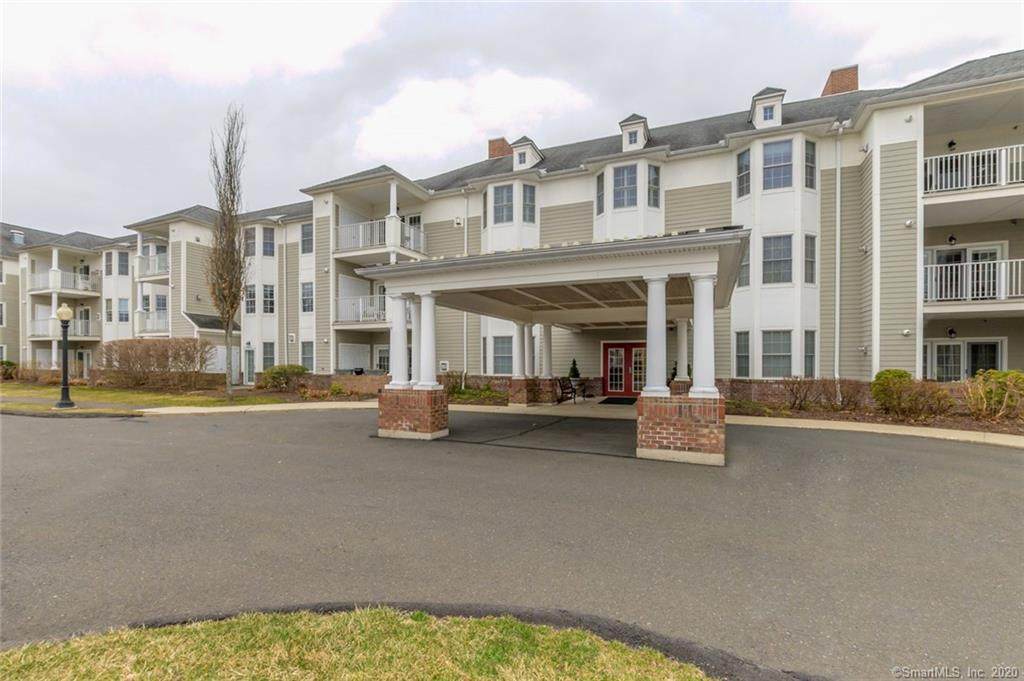 25 Cassandra Boulevard - Photo 1
