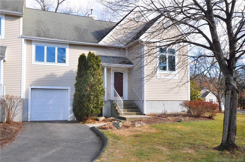 6 Essex Court - Photo 1