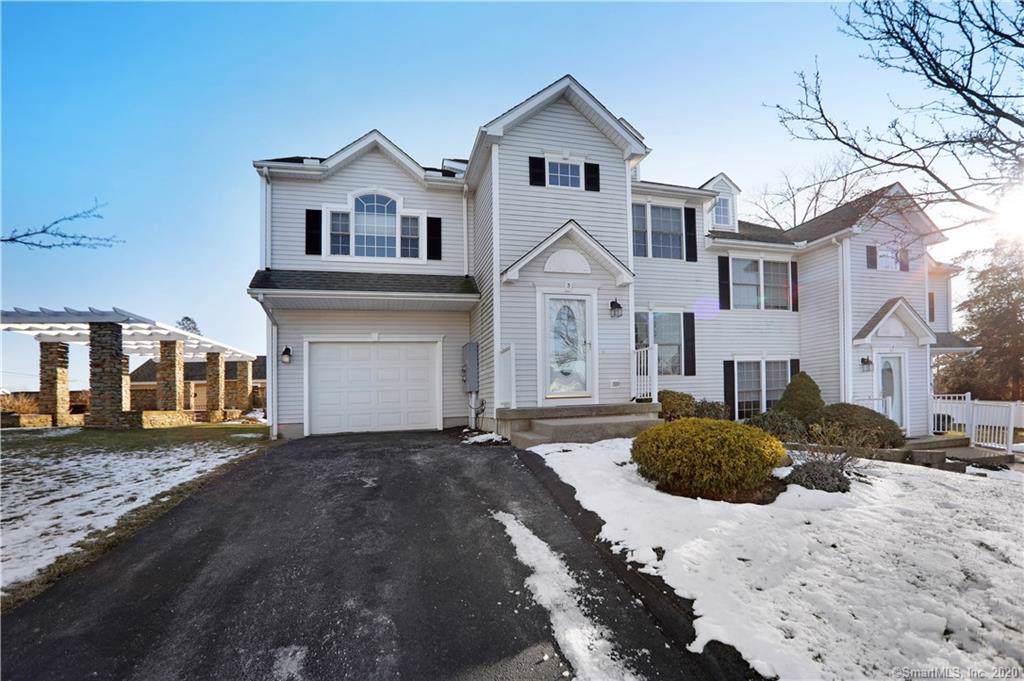 92 Rogers Street - Photo 1