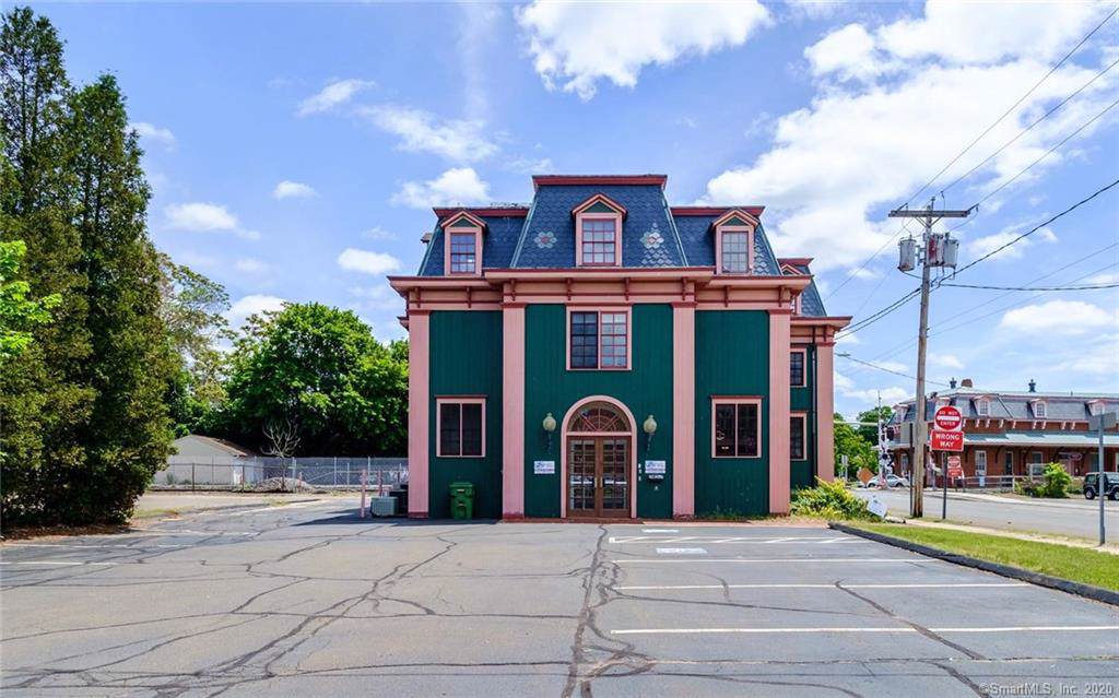 43 Hall Avenue - Photo 1
