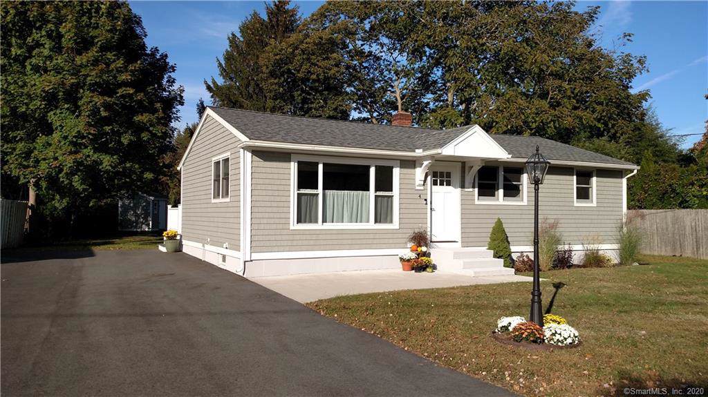 4 Edwards Road - Photo 1