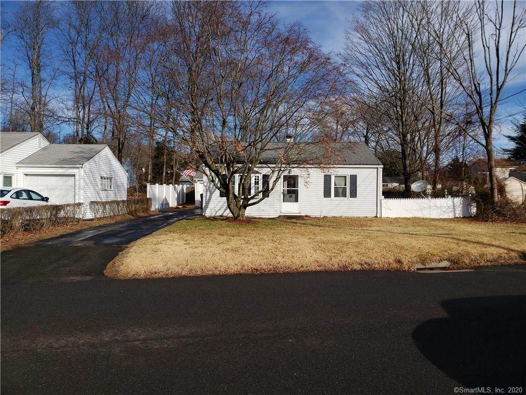 62 Circle Drive - Photo 1
