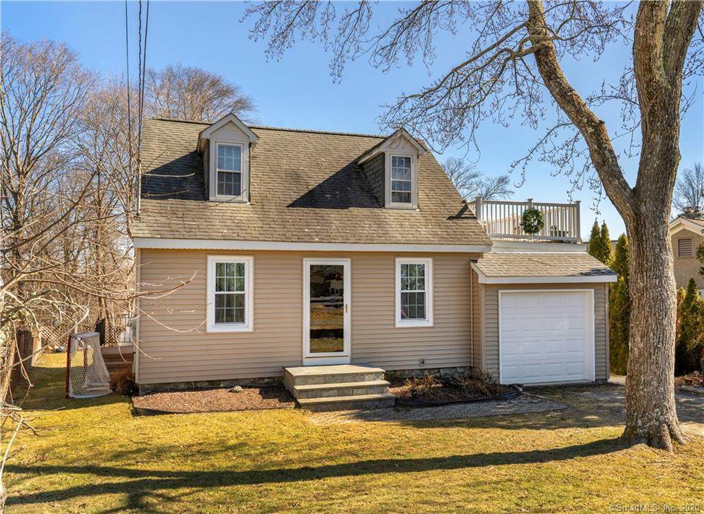 4 Hampton Road - Photo 1