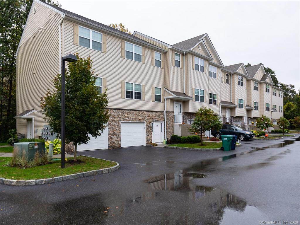 17 Riverview Court - Photo 1