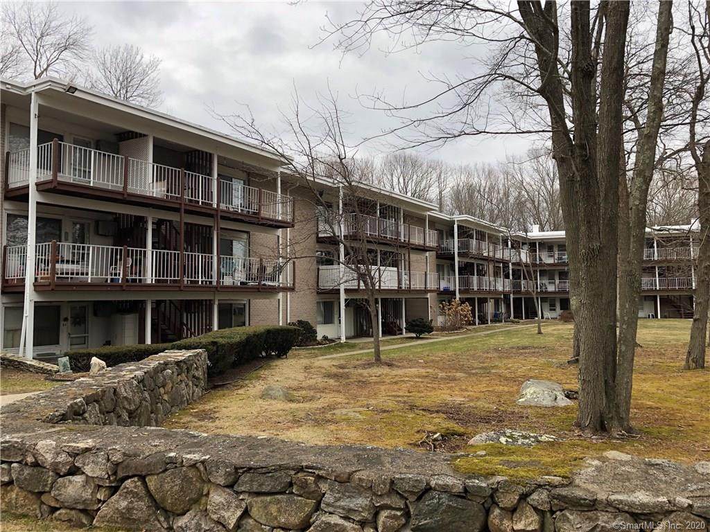 281 Gardner Avenue - Photo 1