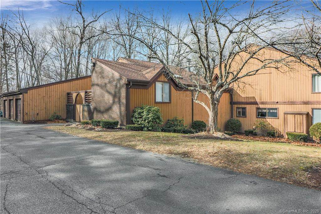 31 Hearthstone Drive - Photo 1