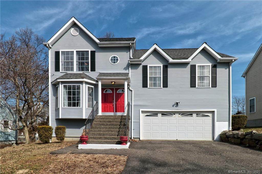 349 Lynne Place - Photo 1