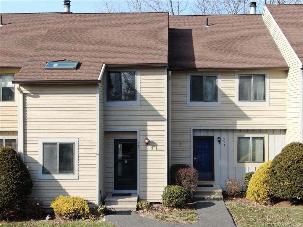 219 Adams Hill Way - Photo 1