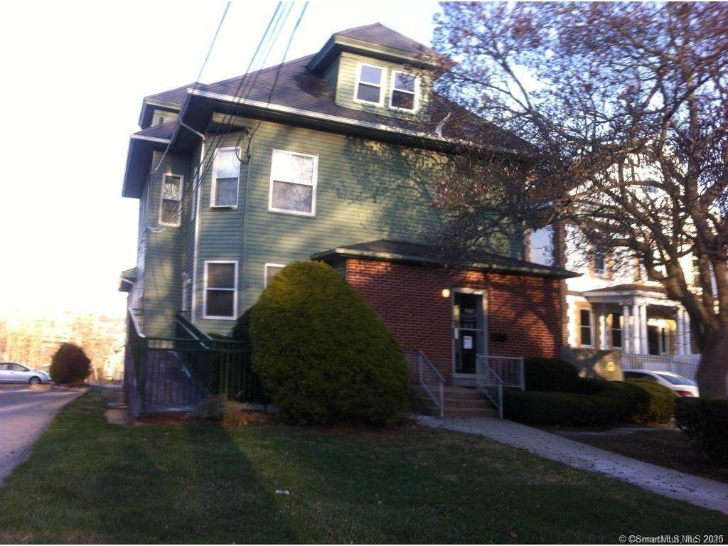 276 Montauk Avenue - Photo 1