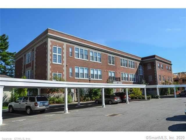30 Schoolhouse Drive - Photo 1