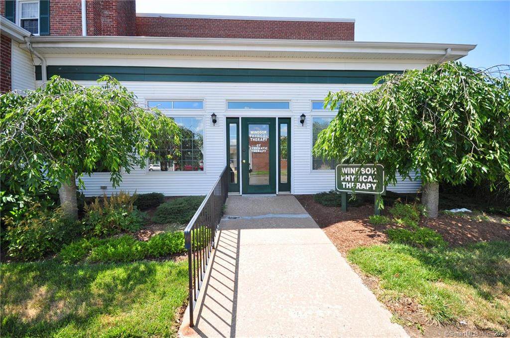 6 Poquonock Avenue - Photo 1