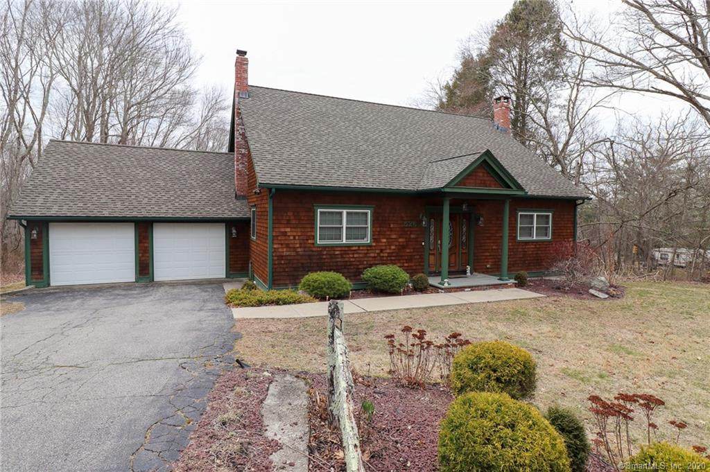 526 Shetucket Turnpike - Photo 1