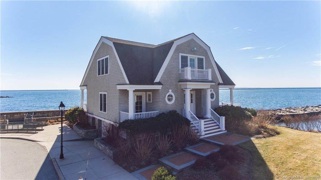 1 Stonington Commons - Photo 1