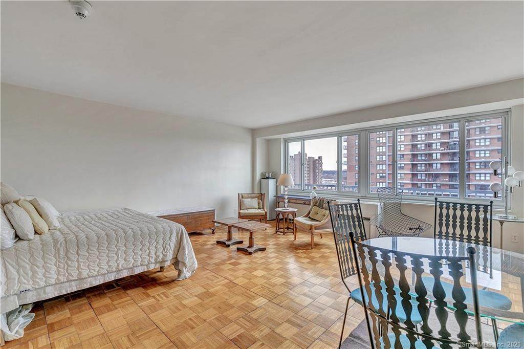 100 York Street - Photo 1