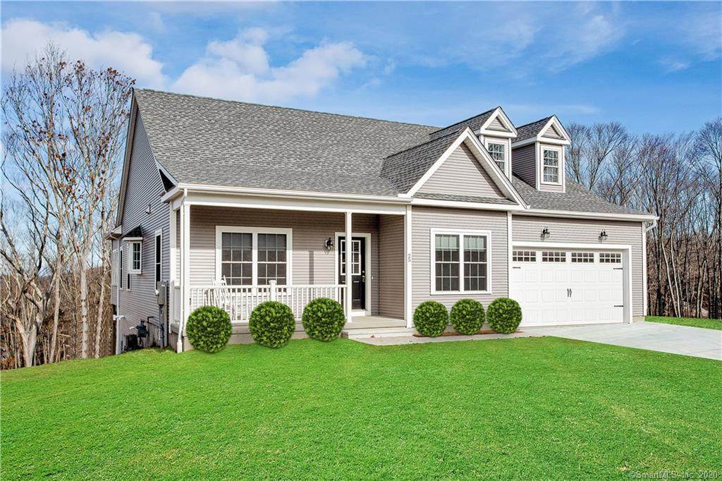 6 Essex Glen Drive - Photo 1