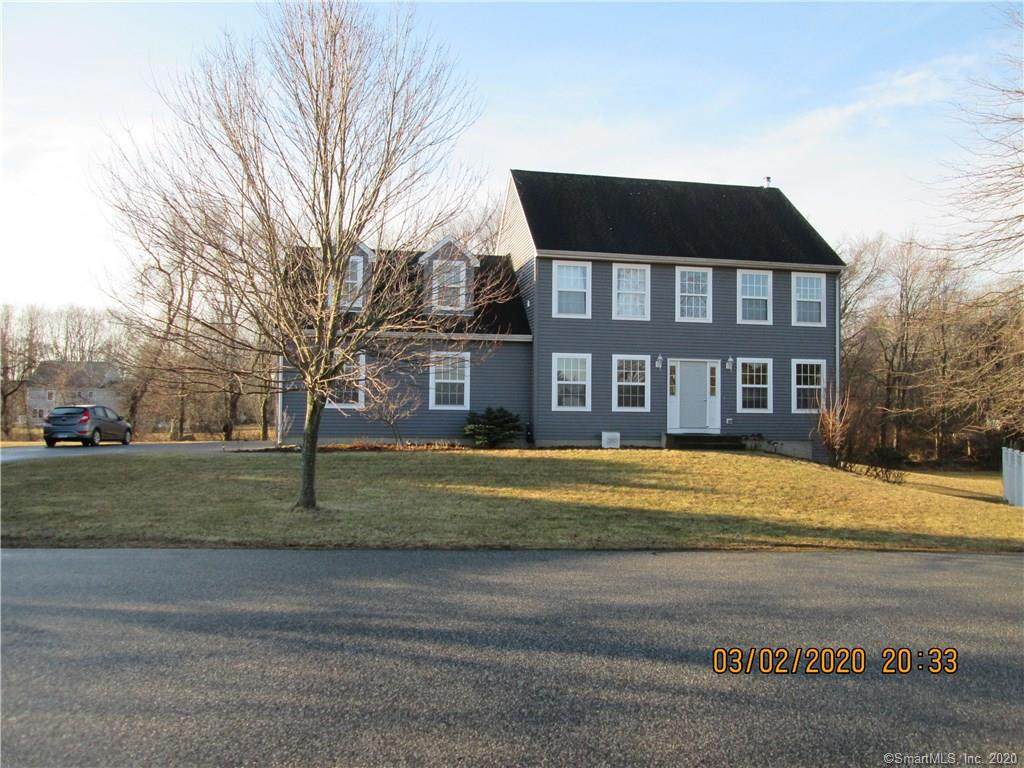 26 Jonathan Lane - Photo 1