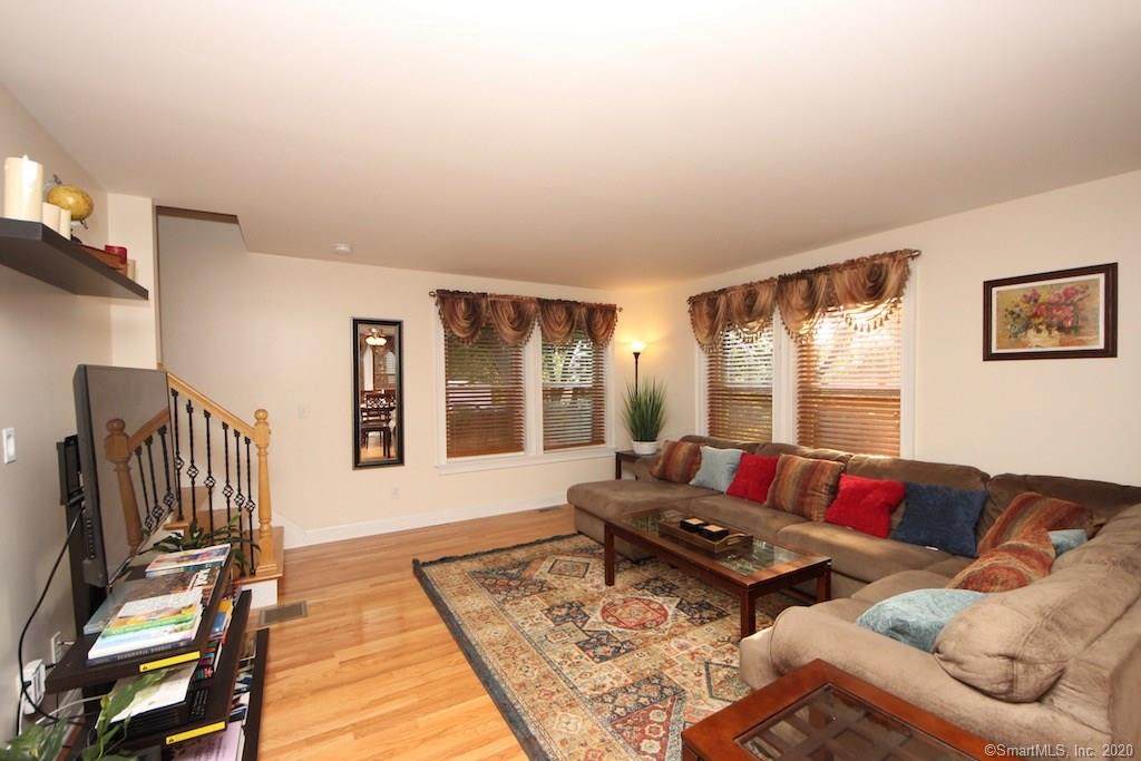 1093 Shippan Avenue - Photo 1