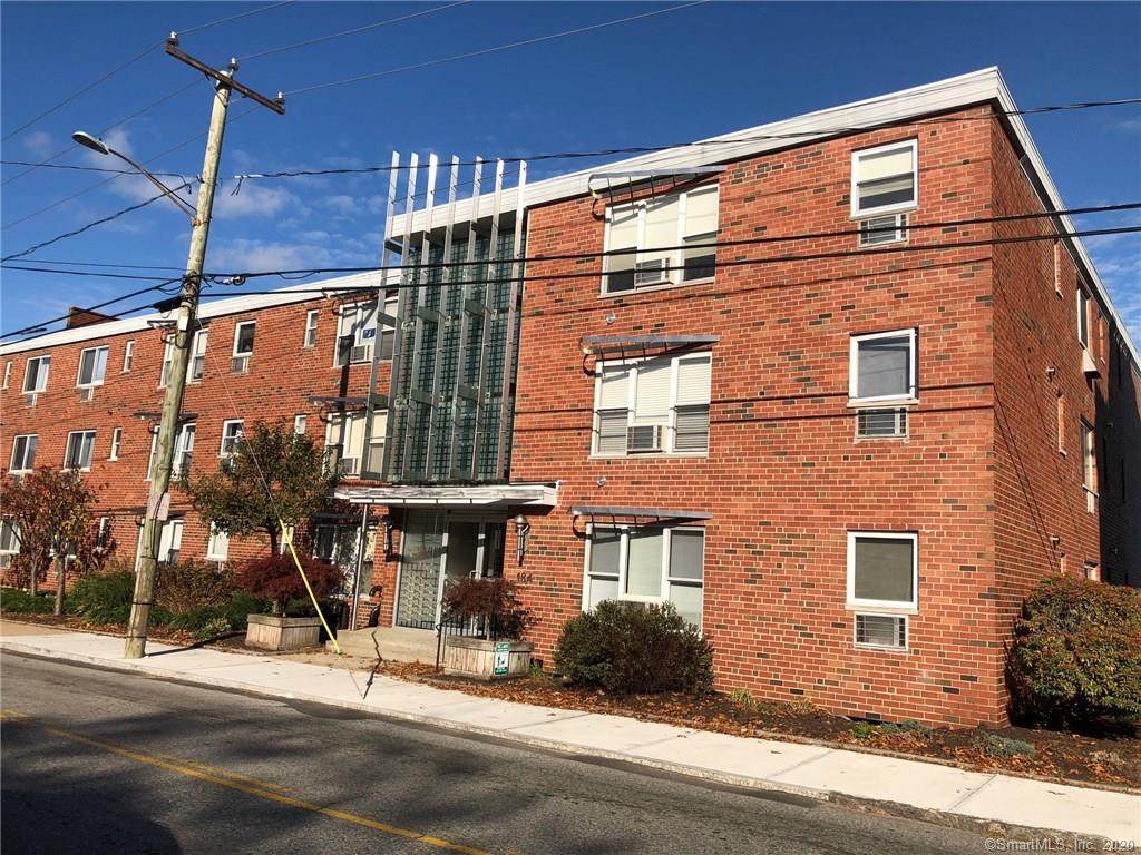 184 Pequot Avenue - Photo 1