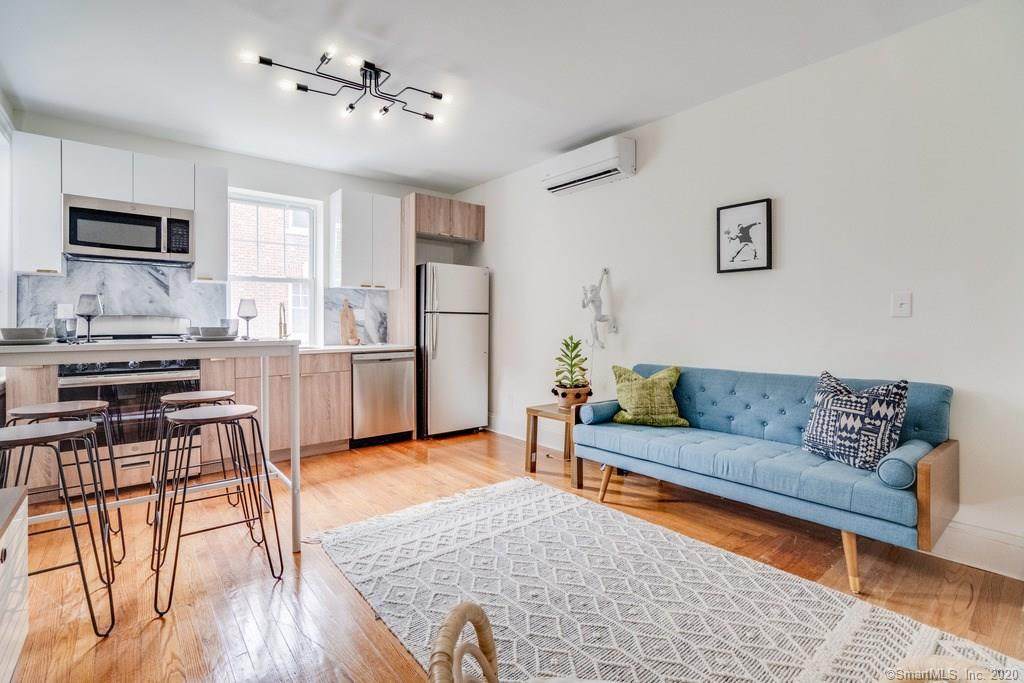 424 Whitney Avenue - Photo 1