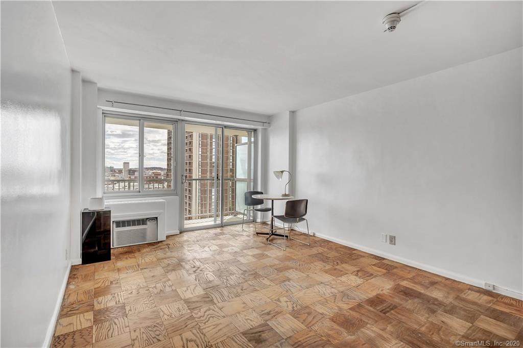 100 York Street - Photo 1