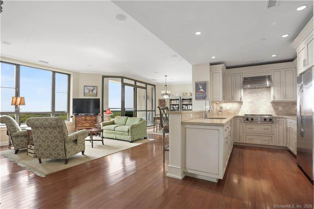 100 Parrott Drive - Photo 1