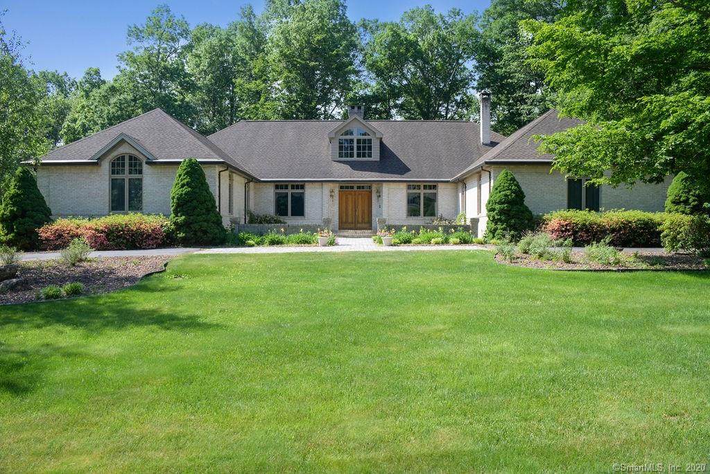 15 Meadow Wood Drive - Photo 1