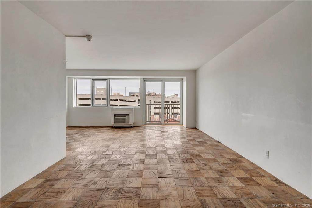 100 York Street - Photo 1