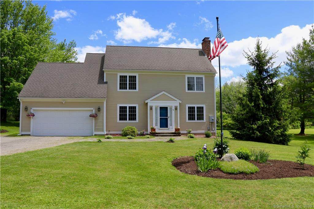 73 Ashley Drive - Photo 1